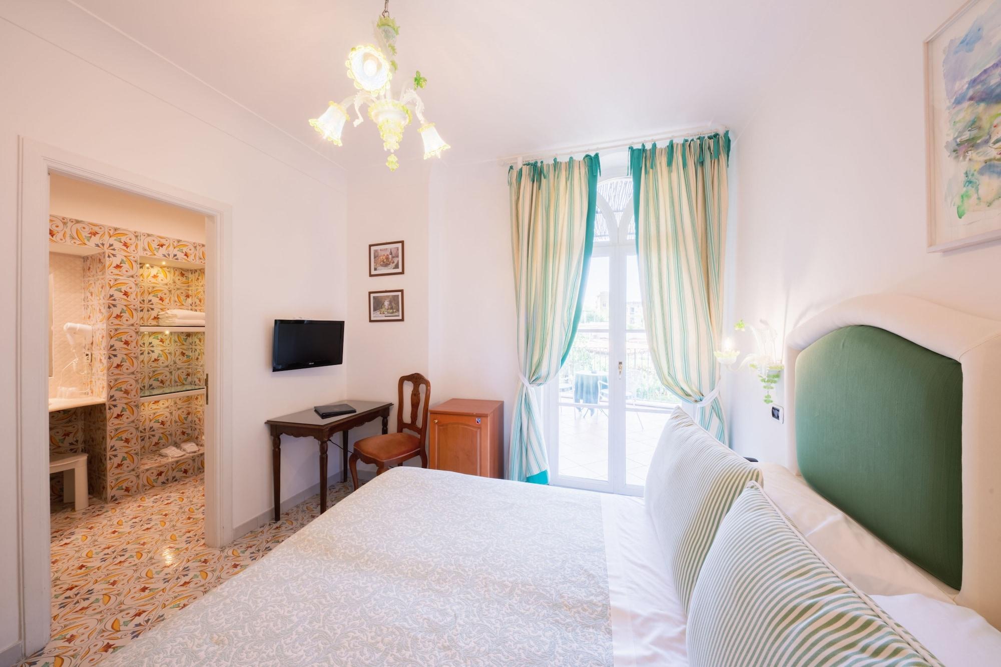 Hotel Giordano ราเวลโล ภายนอก รูปภาพ