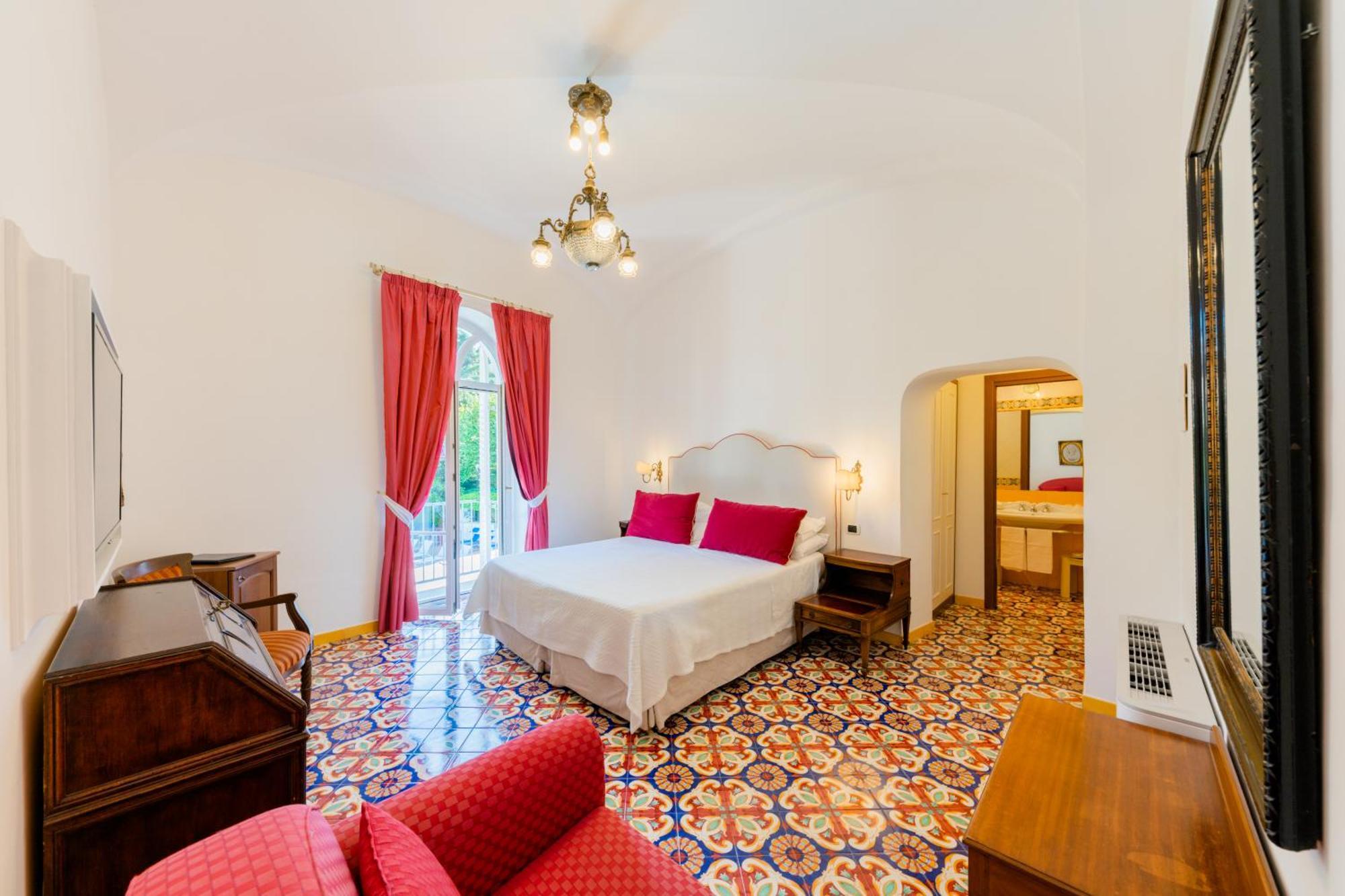 Hotel Giordano ราเวลโล ภายนอก รูปภาพ